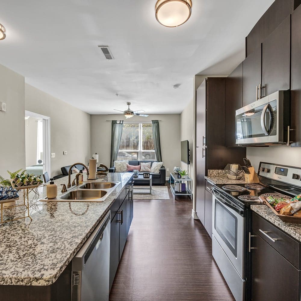 Park-Place-Waco-Model-Kitchen-02